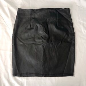 Windsor Faux Leather Mini Bodycon Skirt size small